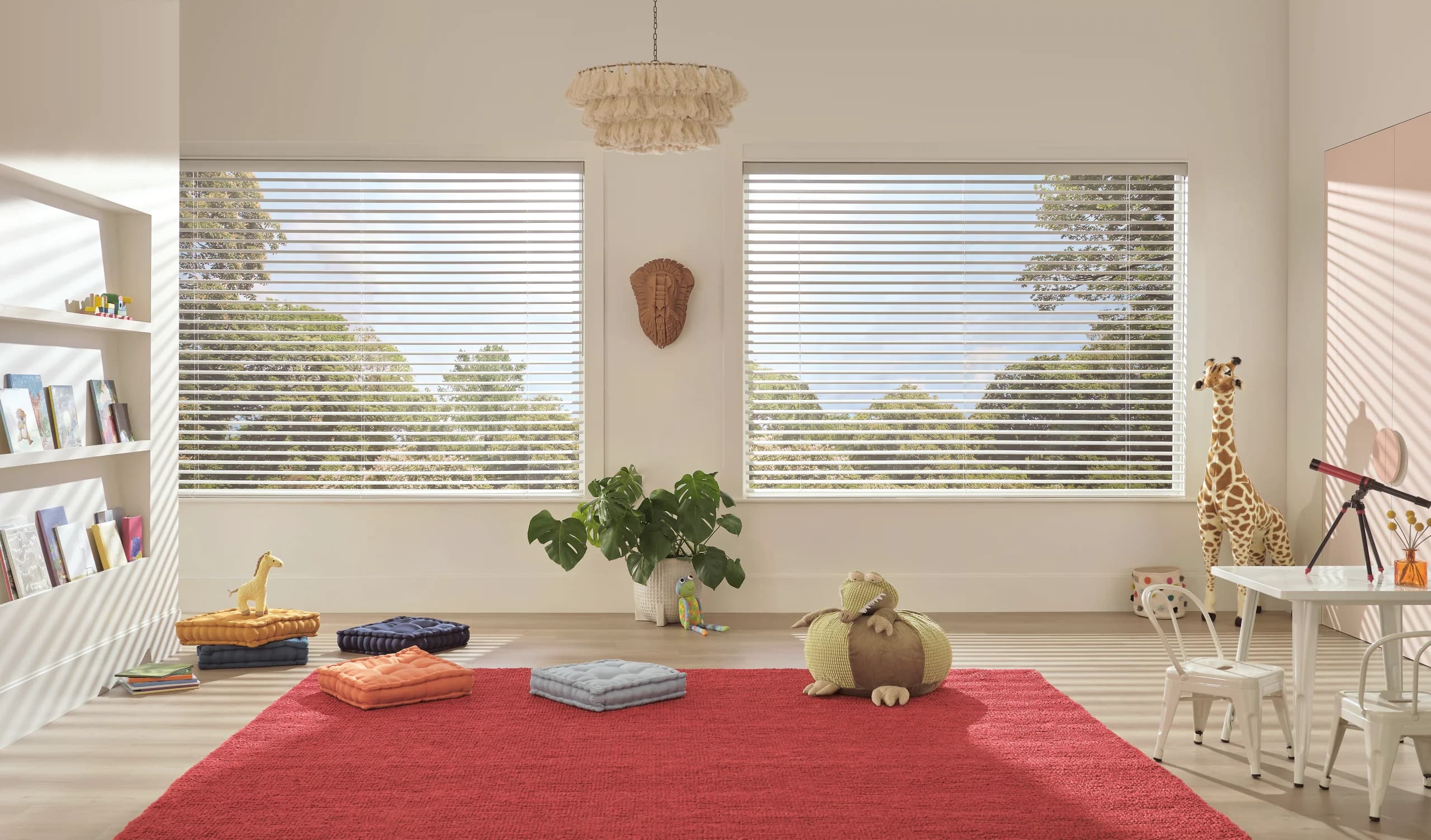 Hunter Douglas Aria™ Soft Blinds in a swan colorway in a kid's room.